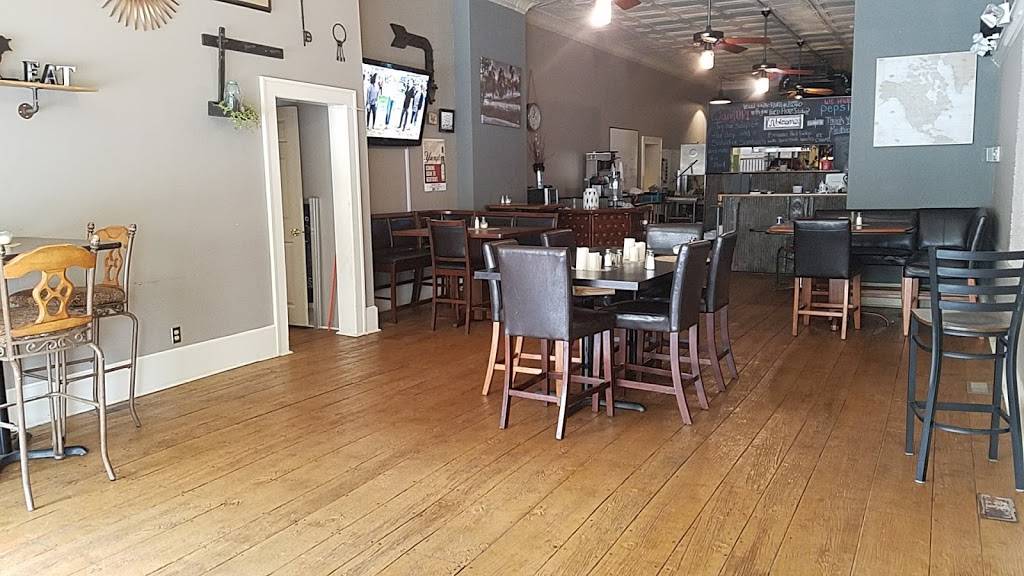 Center Street Bar & Grill | restaurant | 11 W Center St, Madisonville, KY 42431, USA | 2702452579 OR +1 270-245-2579