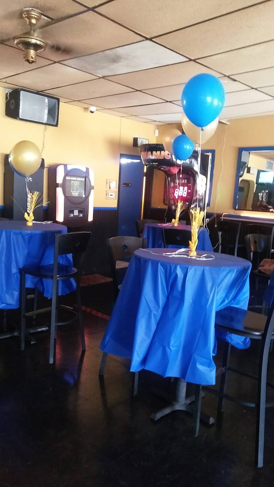 Magnet Bar | restaurant | 8091 Colerain Ave, Cincinnati, OH 45239, USA | 5138349353 OR +1 513-834-9353