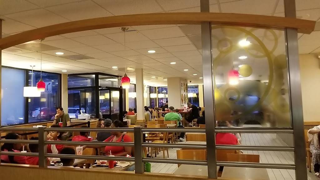 Wendys | restaurant | 1602 Shore Pkwy, Brooklyn, NY 11214, USA | 7183445111 OR +1 718-344-5111