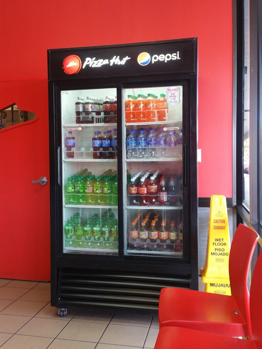 Pizza Hut | meal takeaway | 9753 Webb Chapel Rd #300, Dallas, TX 75220, USA | 2149569953 OR +1 214-956-9953