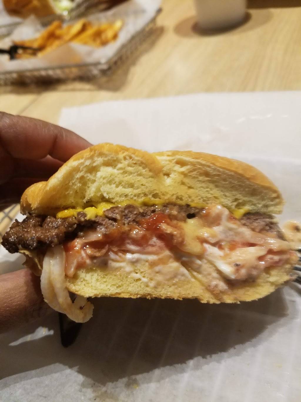 Buffs subs burgers wings | restaurant | 451 N Thompson Ln suite a, Murfreesboro, TN 37129, USA | 6155464444 OR +1 615-546-4444