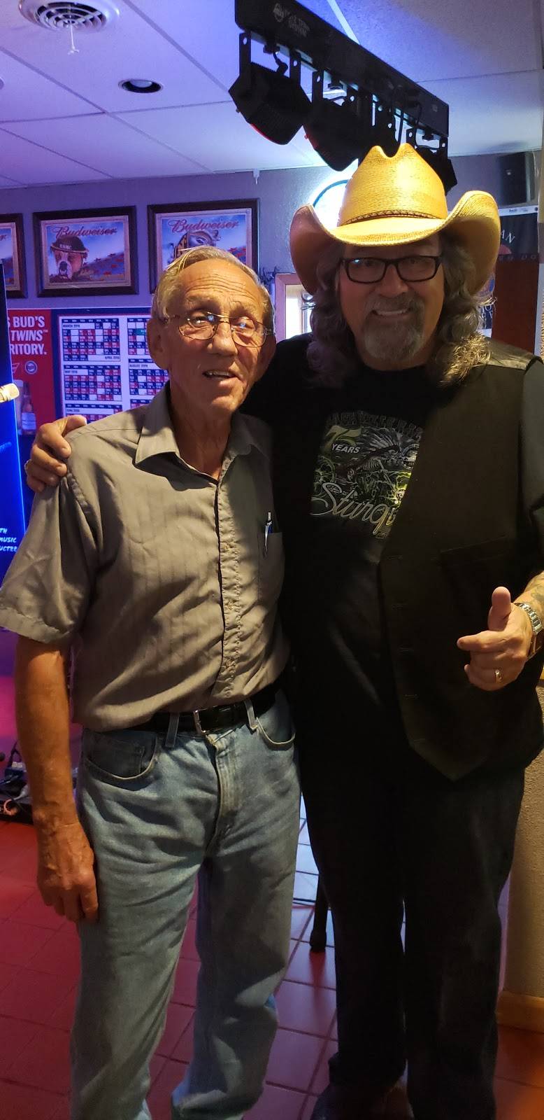 American Legion | restaurant | 241 Main St W, Silver Lake, MN 55381, USA | 3203272404 OR +1 320-327-2404