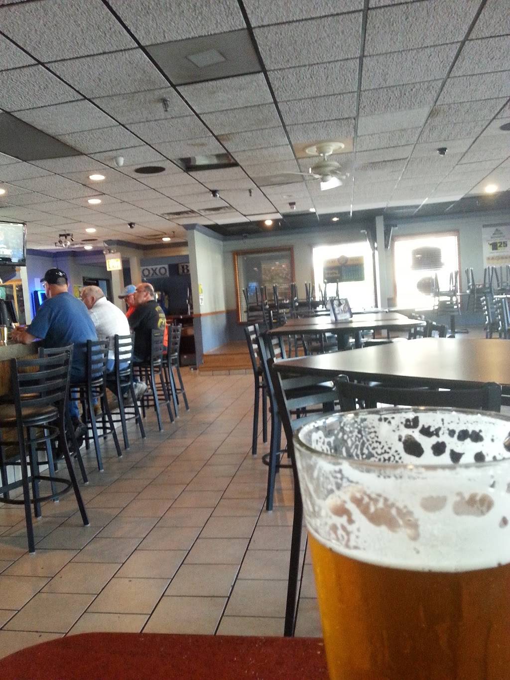 Xs & Os Sports Bar - Bridgeview | restaurant | 7801 W 79th St, Bridgeview, IL 60455, USA | 7087289696 OR +1 708-728-9696