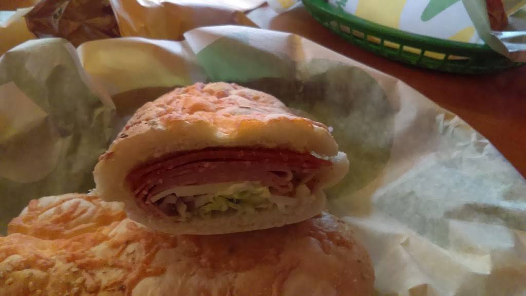 Subway Restaurants | restaurant | 1815 OH-125, Amelia, OH 45102, USA | 5137970451 OR +1 513-797-0451