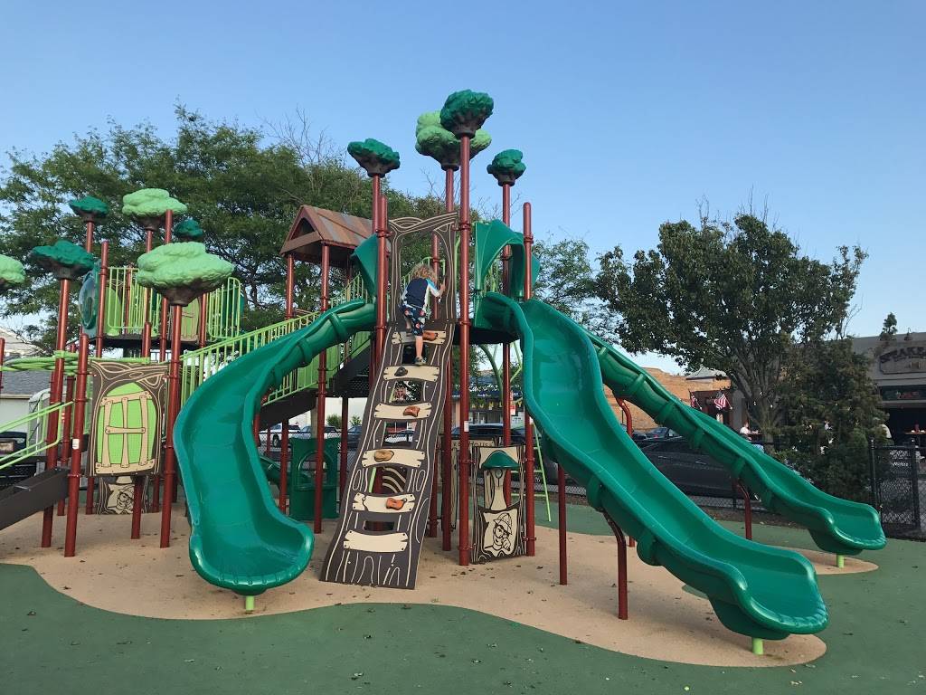 The Cabana | restaurant | 1034 W Beech St, Long Beach, NY 11561, USA | 5168891345 OR +1 516-889-1345