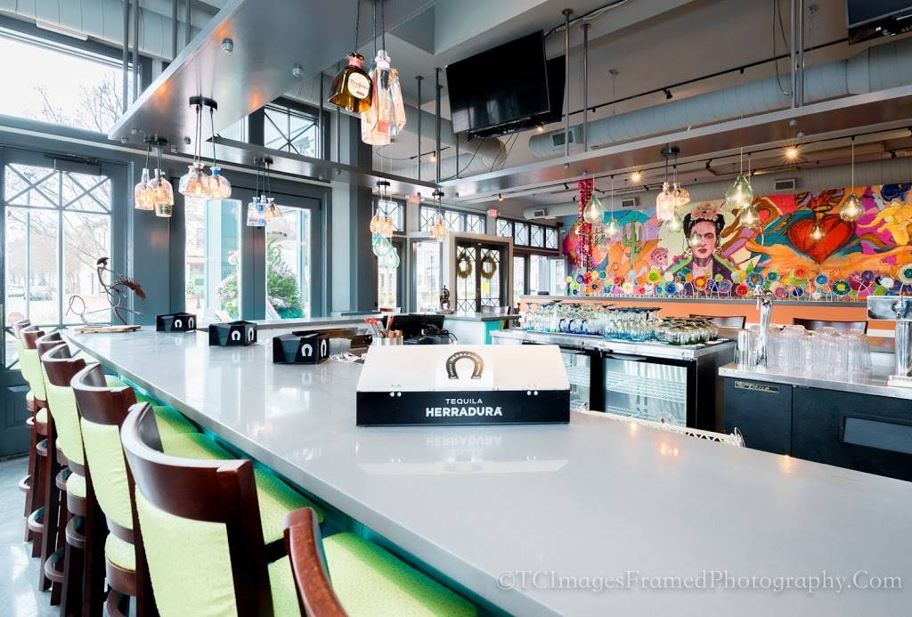 Gustavos Mexican Grill, Norton Commons | restaurant | 10715 Meeting St, Prospect, KY 40059, USA | 5026907070 OR +1 502-690-7070