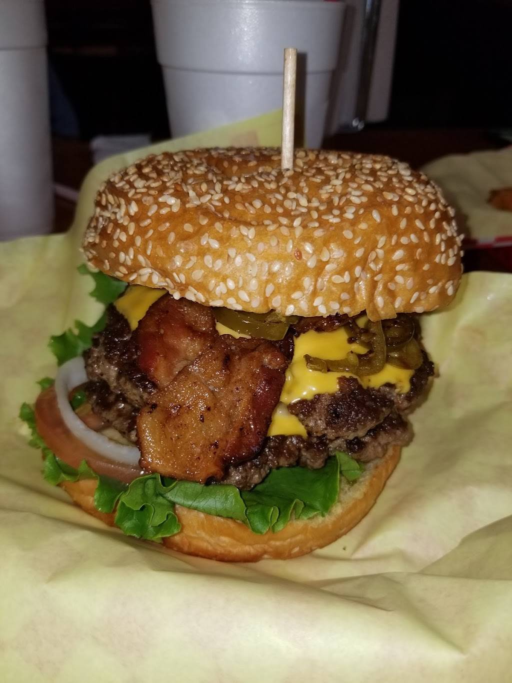 Moms Burgers & Wings | restaurant | 26615 US-380 Ste 170, Providence Village, TX 76227, USA | 9403659980 OR +1 940-365-9980