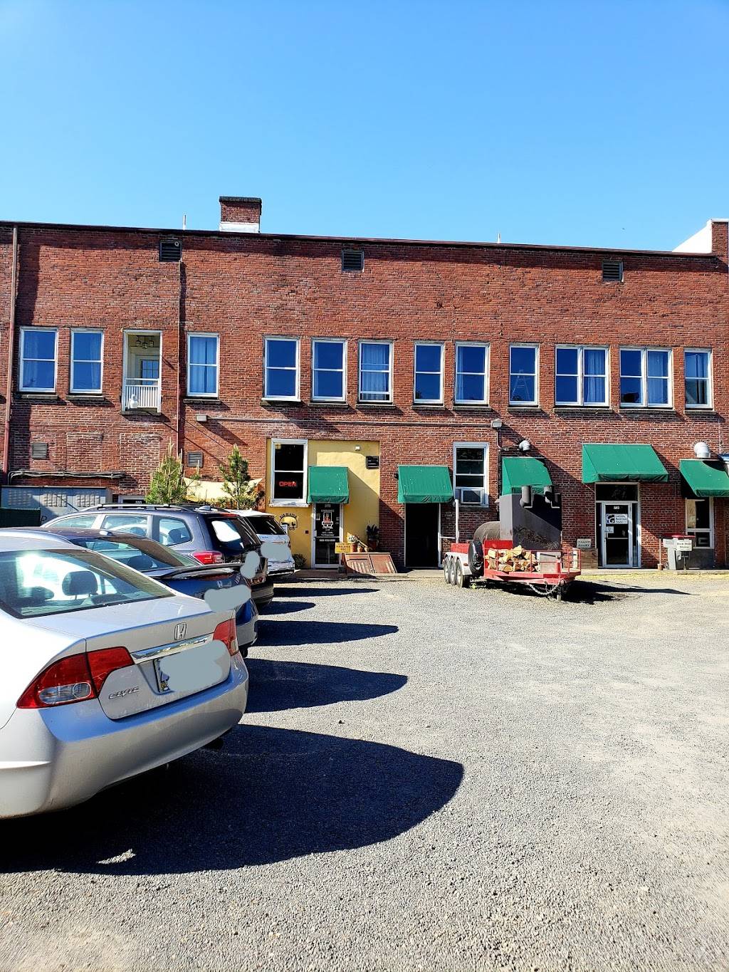 Ribslayer BBQ to go | restaurant | 575 NE 2nd St, McMinnville, OR 97128, USA | 5034721309 OR +1 503-472-1309