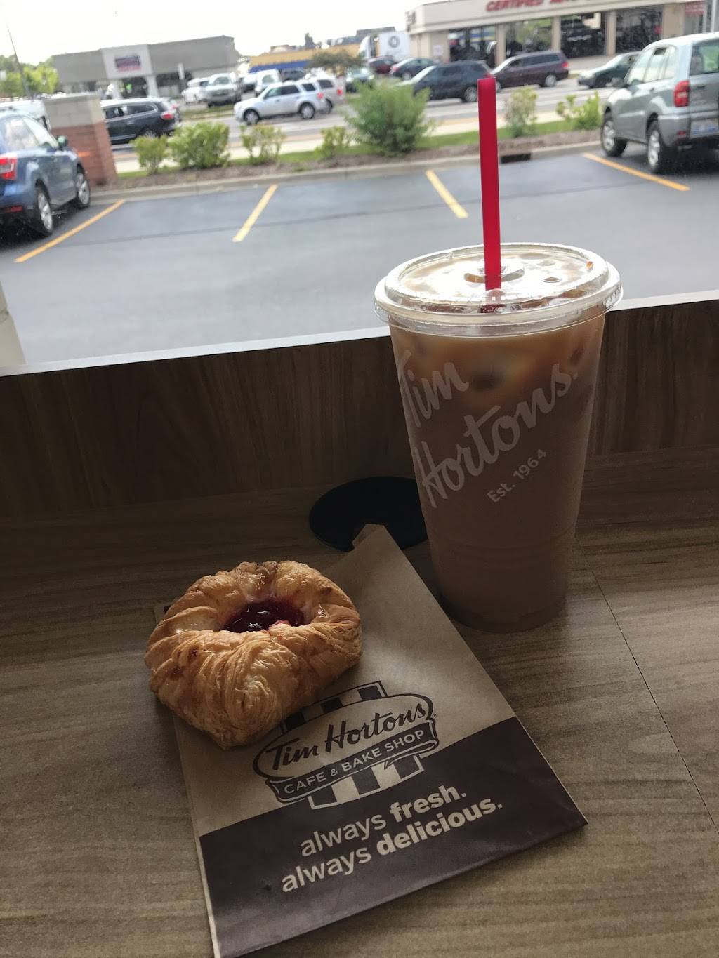 Tim Hortons | restaurant | 6480 Orchard Lake Rd, West Bloomfield Township, MI 48322, USA | 2487376666 OR +1 248-737-6666