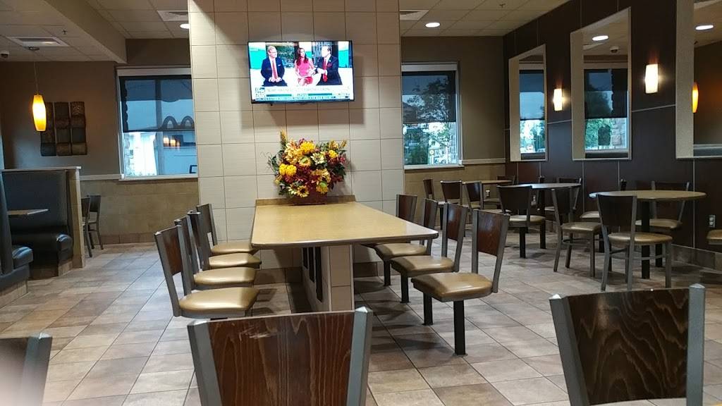 McDonalds | cafe | 530 E National Rd, Vandalia, OH 45377, USA | 9378989613 OR +1 937-898-9613