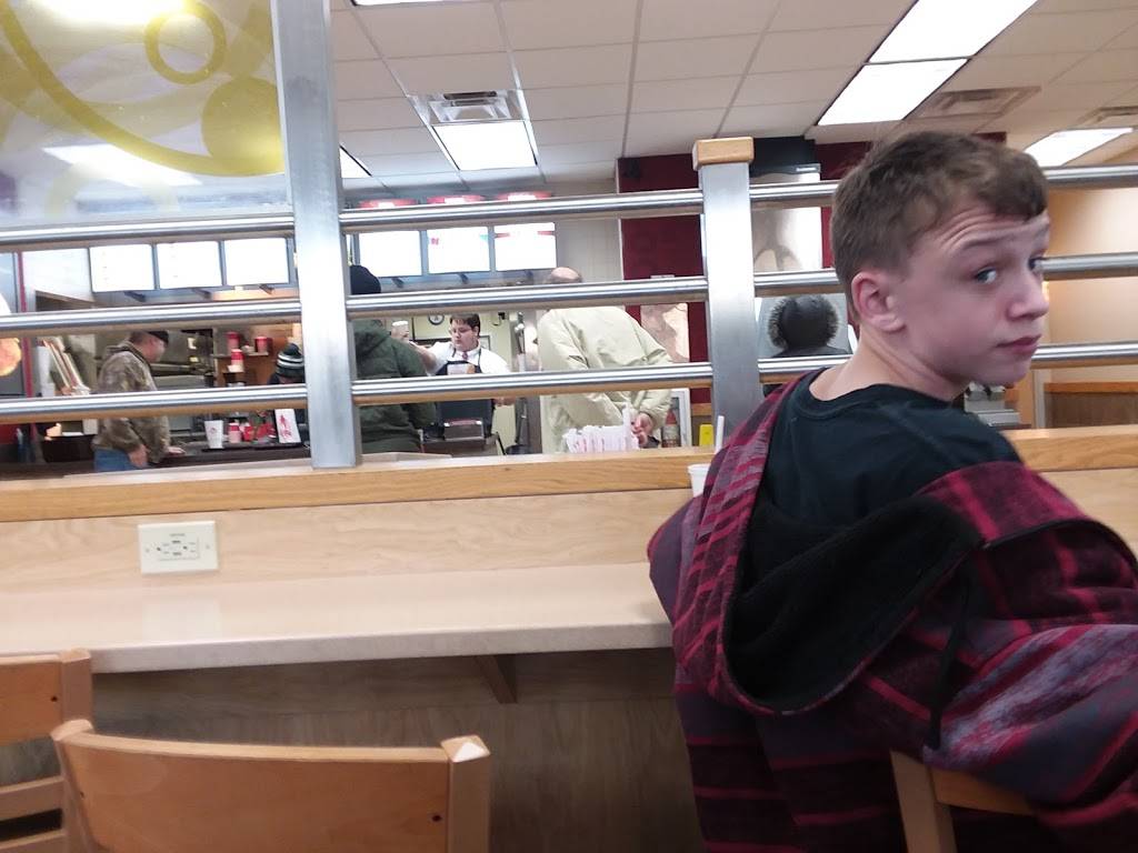 Wendys | restaurant | 2355 N Franklin St, Christiansburg, VA 24073, USA | 5403811483 OR +1 540-381-1483