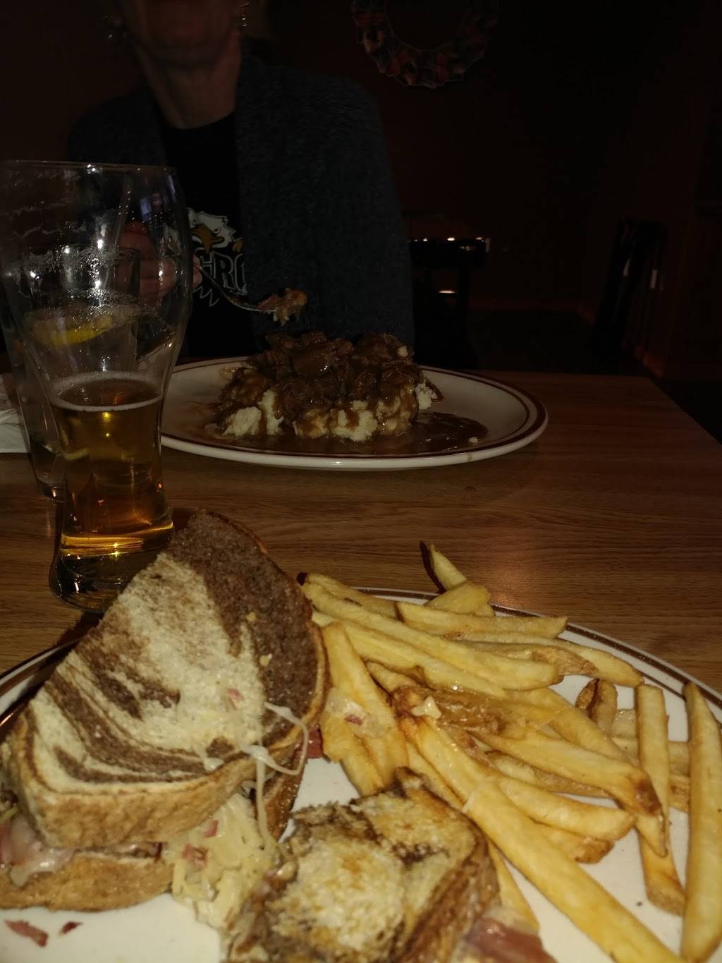 Dizzy Deans | restaurant | 1101 W Garfield Ave, Bartonville, IL 61607, USA | 3096970554 OR +1 309-697-0554