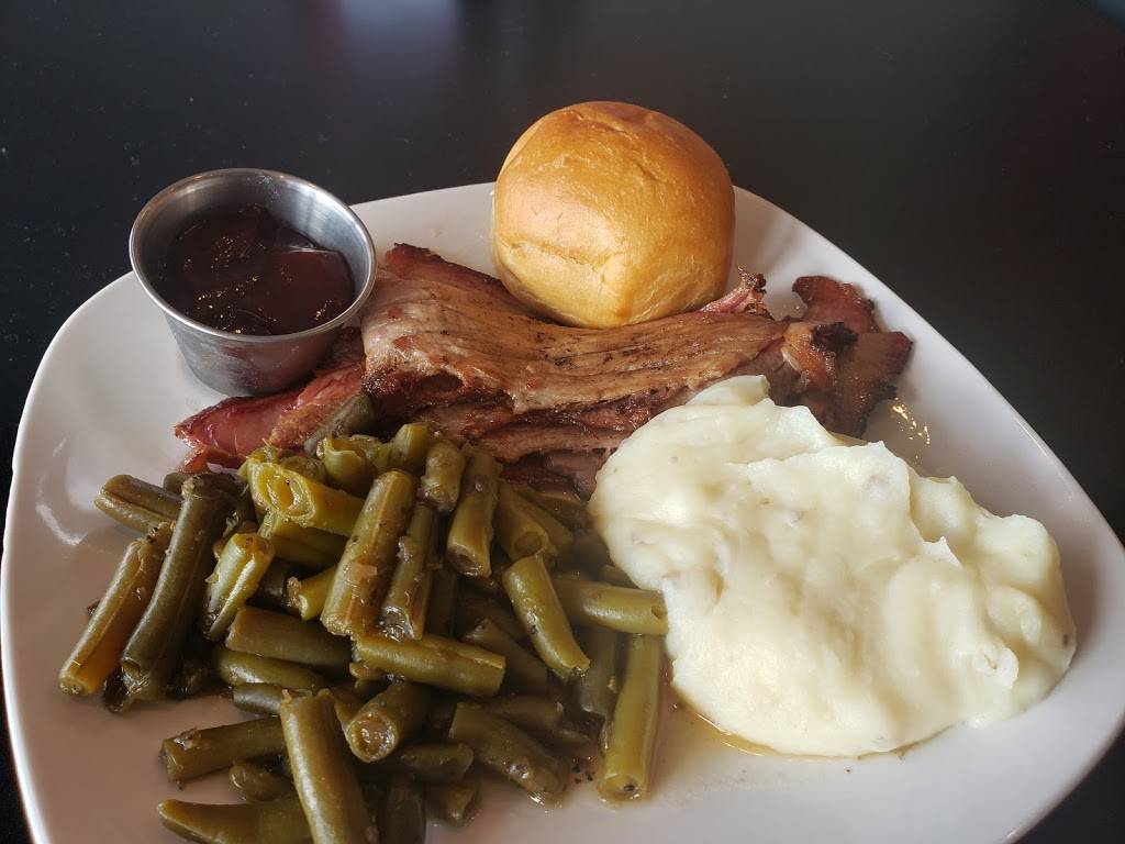 Wally Hatchets | restaurant | 6439 Summer Ave, Memphis, TN 38134, USA | 9015903814 OR +1 901-590-3814