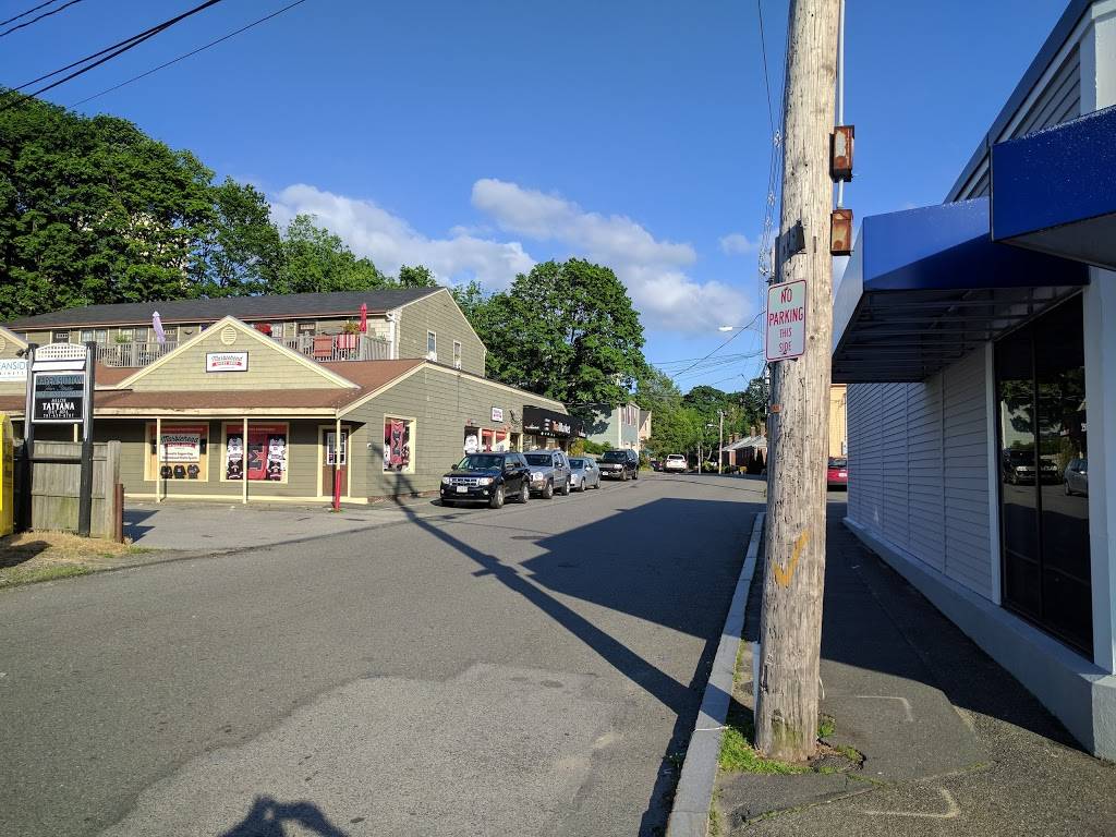 Thai Market Restaurant | restaurant | 26 Hawkes St, Marblehead, MA 01945, USA | 7819903765 OR +1 781-990-3765