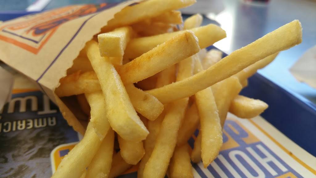 Bakers Drive-Thru | restaurant | 10225 Magnolia Ave, Riverside, CA 92503, USA | 9098845233 OR +1 909-884-5233