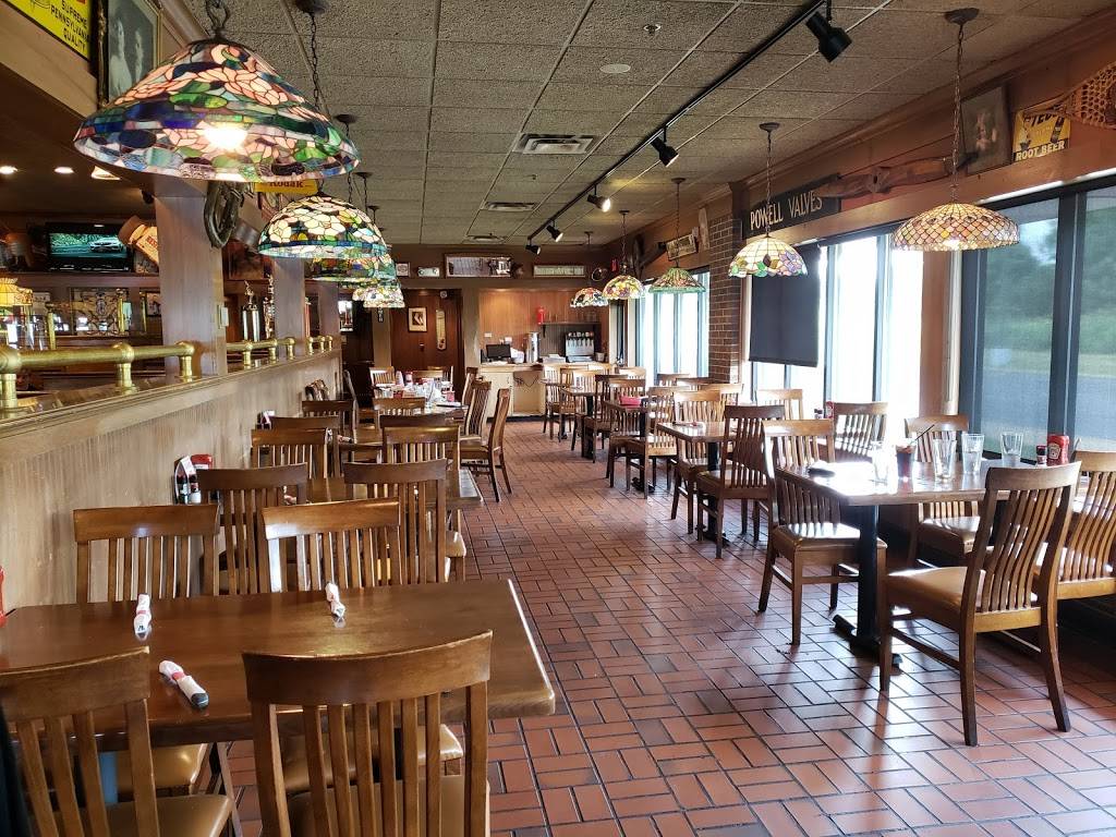 TGI Fridays | restaurant | 1039 Interstate Pkwy, Akron, OH 44312, USA | 3306448443 OR +1 330-644-8443