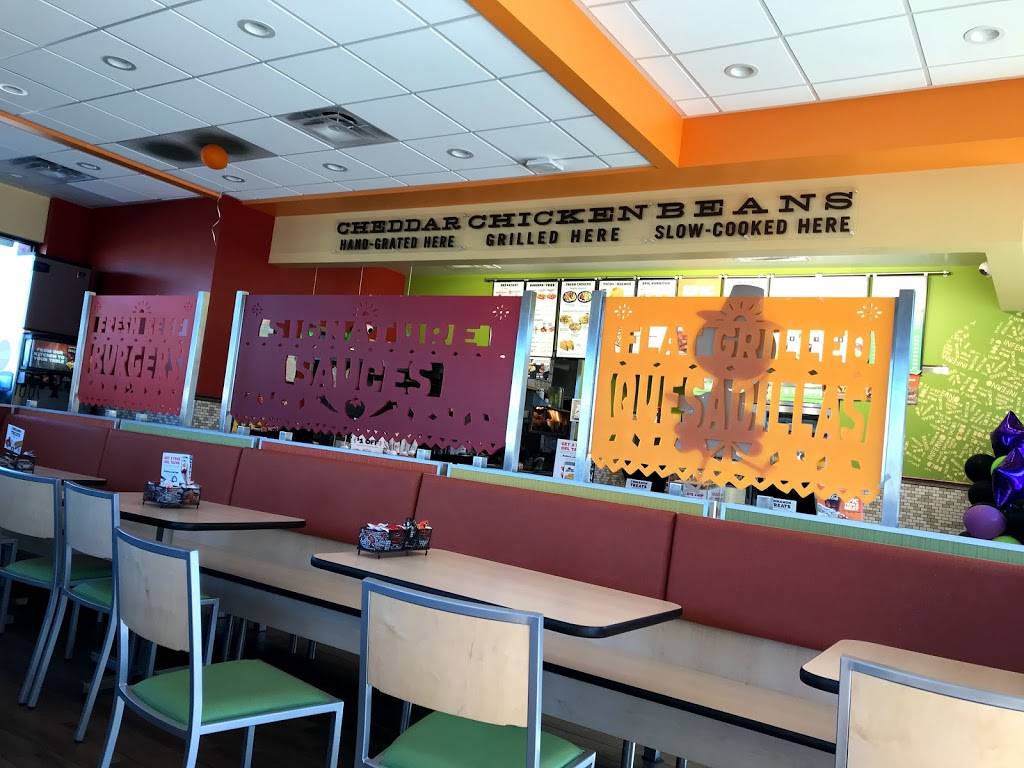 Del Taco | meal takeaway | 2260 Frontage Rd, Corona, CA 92882, USA | 9518931017 OR +1 951-893-1017
