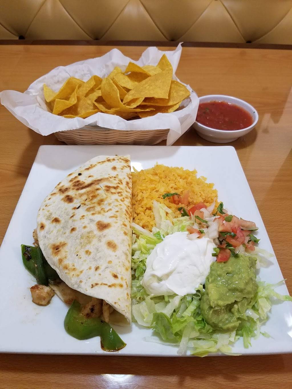 Mi Patron | restaurant | 1128 E Lynchburg Salem Turnpike #1200, Bedford, VA 24523, USA | 5405835054 OR +1 540-583-5054