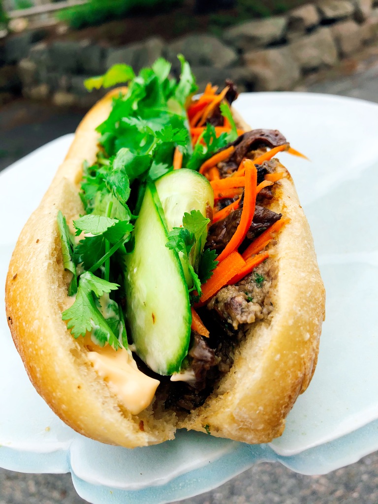 Cosmos To Go | restaurant | 43 Race Point Rd, Provincetown, MA 02657, USA | 5084879008 OR +1 508-487-9008