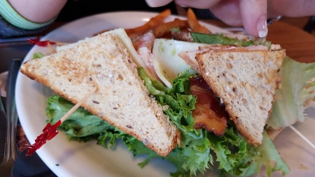 Dennys | restaurant | 199 Eisenhower Dr, Hanover, PA 17331, USA | 7176460001 OR +1 717-646-0001