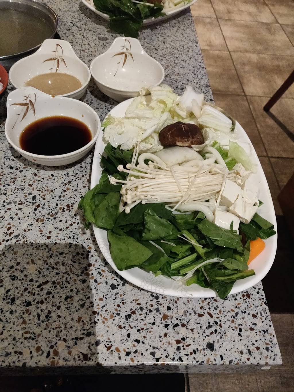 Shabu House | restaurant | 1150 Paloma Ave, Burlingame, CA 94010, USA | 6505588800 OR +1 650-558-8800