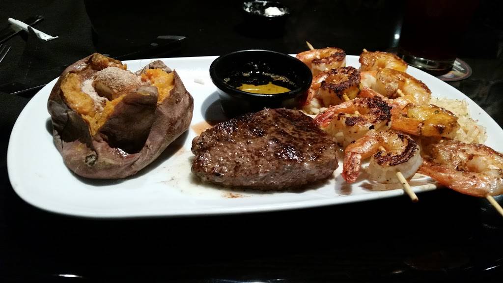 LongHorn Steakhouse | meal takeaway | 5910 E 82nd St, Indianapolis, IN 46250, USA | 3175950094 OR +1 317-595-0094