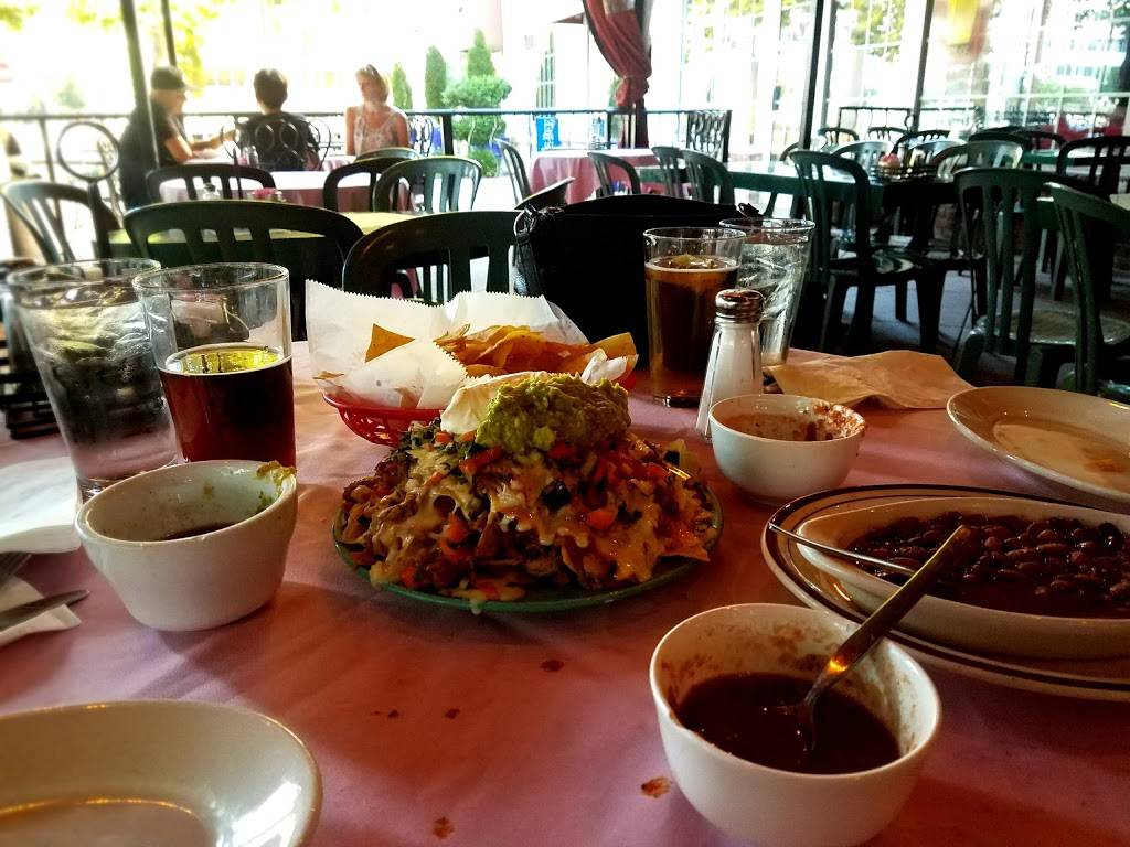 Vallejos Restaurant | restaurant | 1100 O St, Sacramento, CA 95811, USA | 9164981744 OR +1 916-498-1744