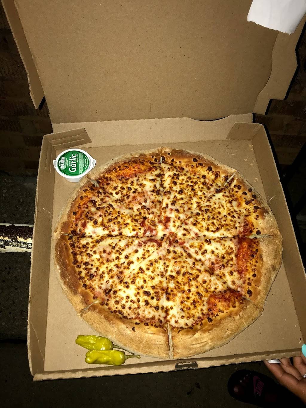 Papa Johns Pizza | restaurant | 1151 W Taylor St, Chicago, IL 60607, USA | 3127337272 OR +1 312-733-7272