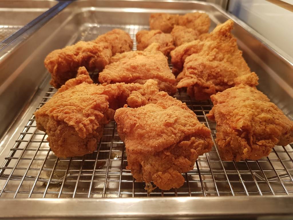 Krispy Krunchy Chicken | restaurant | 10 NW 167th St, North Miami Beach, FL 33169, USA | 7862485589 OR +1 786-248-5589