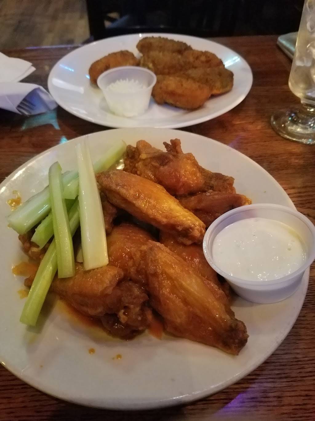 The Lazy Boy Saloon | restaurant | 154 Mamaroneck Ave, White Plains, NY 10601, USA | 9147610272 OR +1 914-761-0272