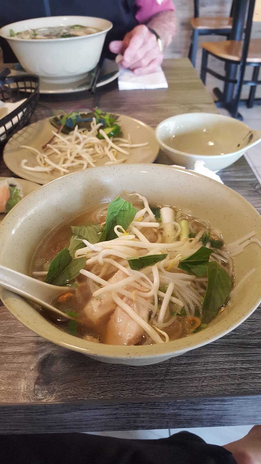 Pho Bo Vang | restaurant | 23764 Mercury Rd, Lake Forest, CA 92630, USA | 9497075768 OR +1 949-707-5768