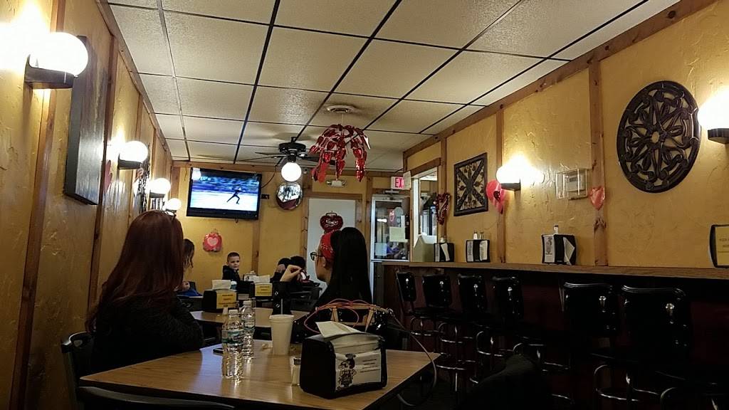 Pizza House | restaurant | 2409 Sheridan Rd, Zion, IL 60099, USA | 8478724868 OR +1 847-872-4868