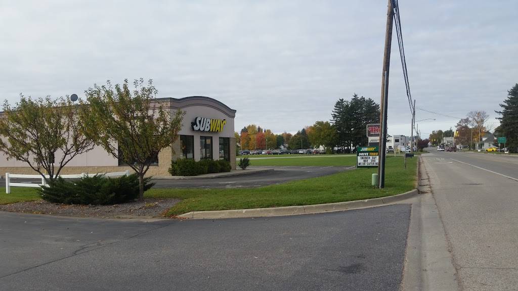Subway Restaurants | restaurant | 199 E Saginaw St, Hemlock, MI 48626, USA | 9896429003 OR +1 989-642-9003