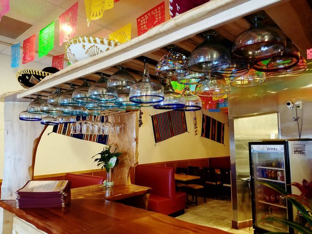 Jarrito Loco | restaurant | 582 W E Hwy 105, Monument, CO 80132, USA | 7194879808 OR +1 719-487-9808