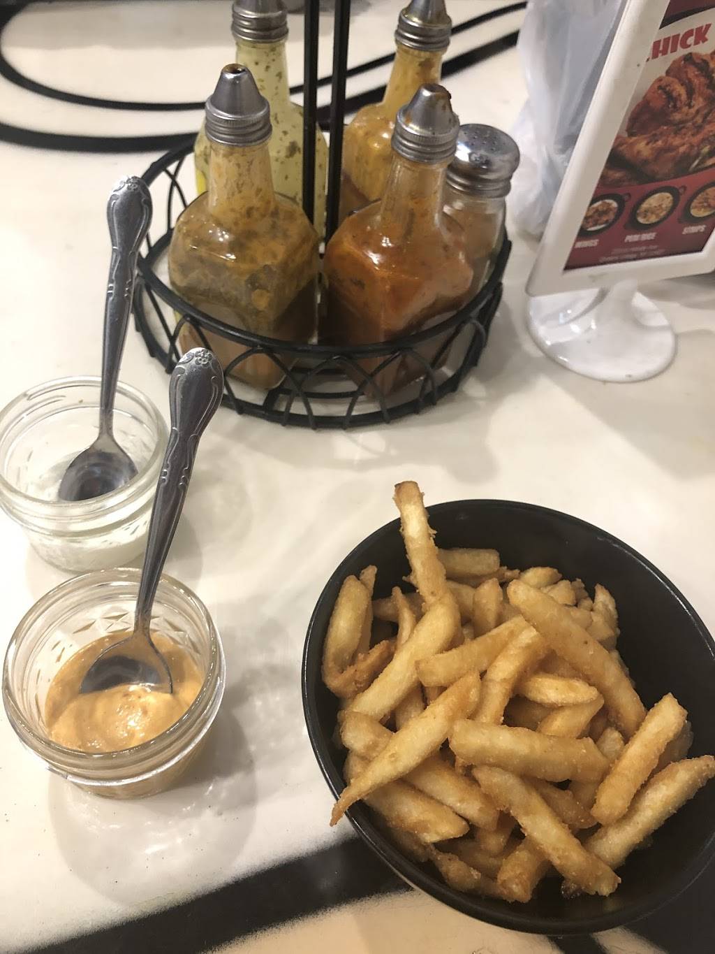 Chick In | restaurant | 23316 Hillside Avenue, Queens Village, NY 11427, USA | 7187763776 OR +1 718-776-3776