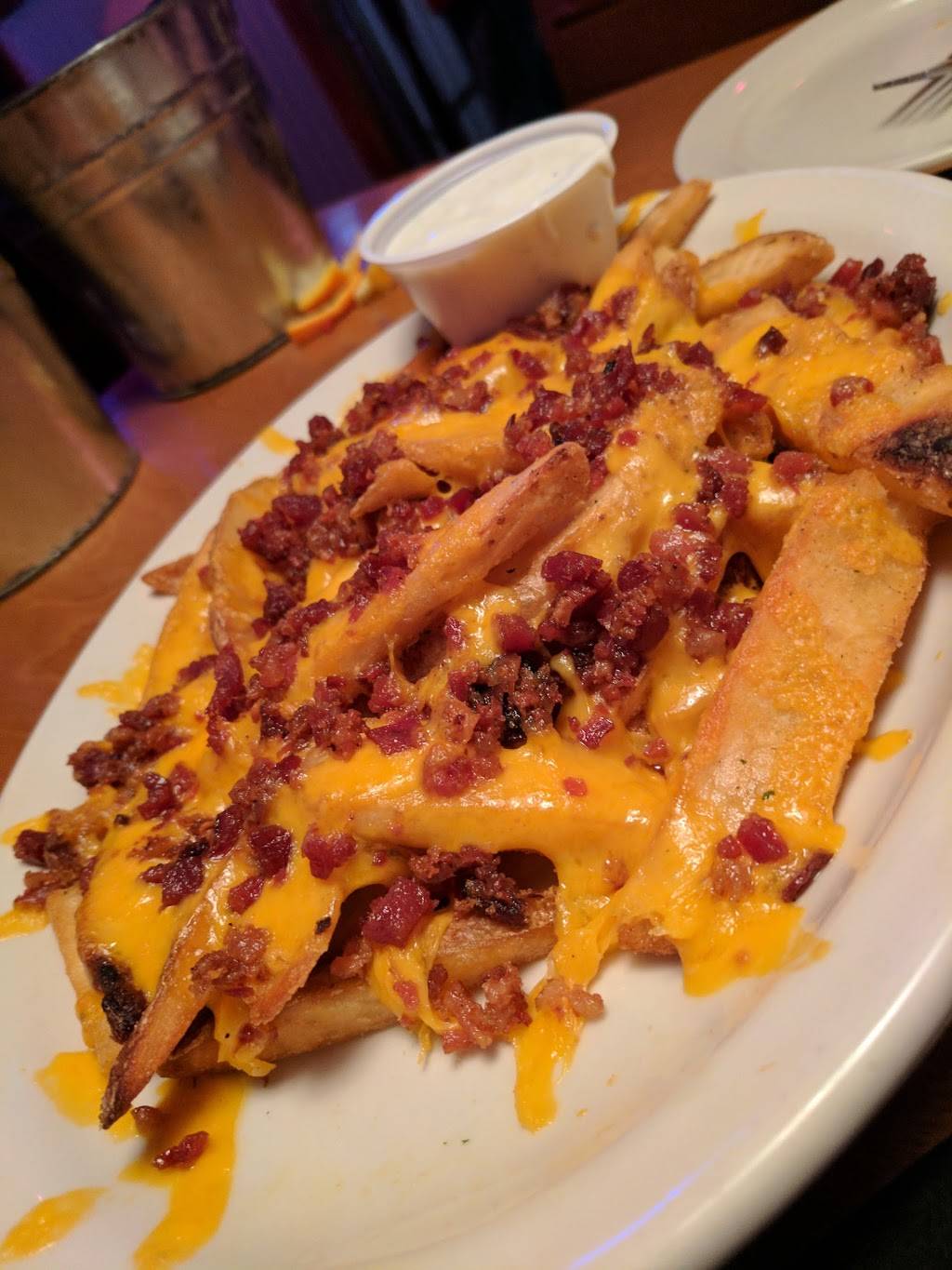 Texas Roadhouse | restaurant | 5901 SW Huntoon St, Topeka, KS 66604, USA | 7852717427 OR +1 785-271-7427