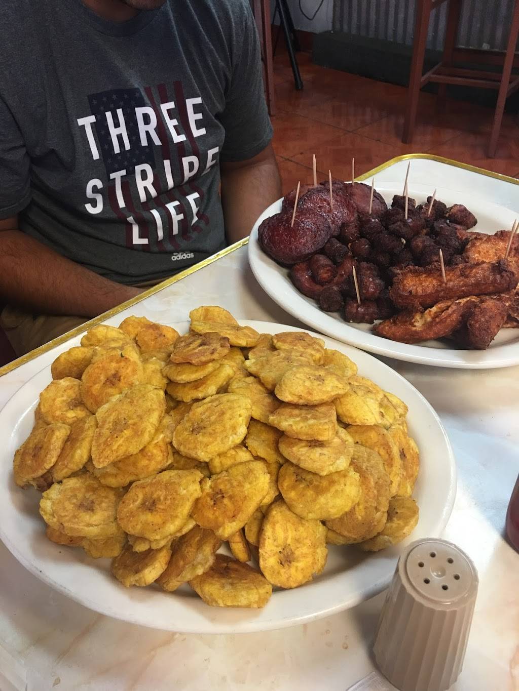 Las Delicias | restaurant | 2012 Manhattan Blvd, Harvey, LA 70058, USA | 5042271011 OR +1 504-227-1011