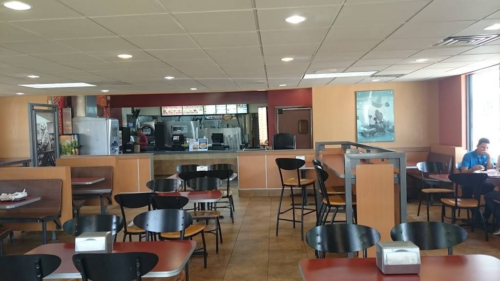 Jack in the Box | restaurant | 5757 Hollister St, Houston, TX 77040, USA | 7136902329 OR +1 713-690-2329