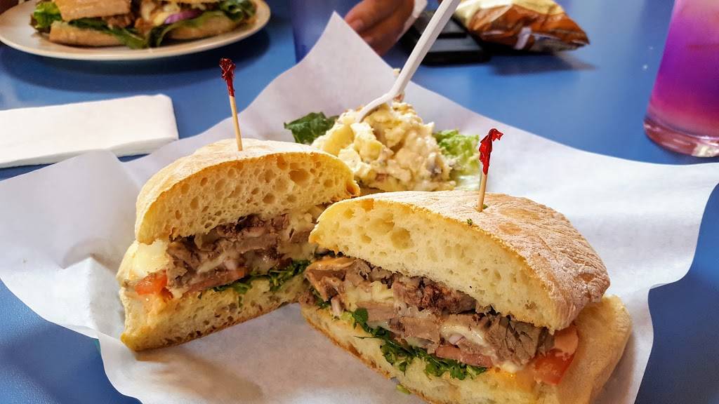 Mundos Sandwich and Burger House | restaurant | 170 Webster St, Monterey, CA 93940, USA | 8319201400 OR +1 831-920-1400