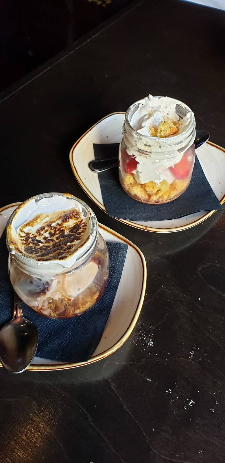 River Road American Bistro | restaurant | 160 Mill River Rd, Oyster Bay, NY 11771, USA | 5168025661 OR +1 516-802-5661