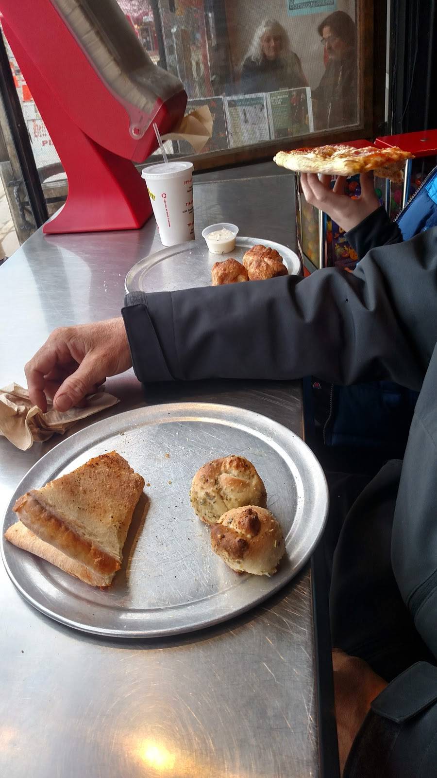 Hells Kitchen | restaurant | 9 Ruxton Ave, Manitou Springs, CO 80829, USA | 7196854355 OR +1 719-685-4355