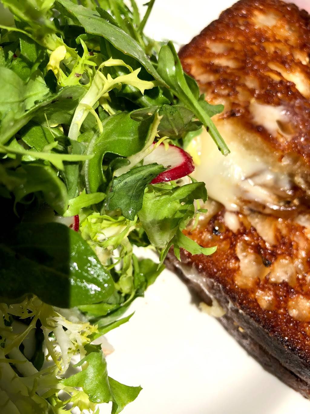 The French Broad, A Kitchen & Wine Bar | restaurant | 342 N Main St, Hendersonville, NC 28739, USA | 8285959797 OR +1 828-595-9797