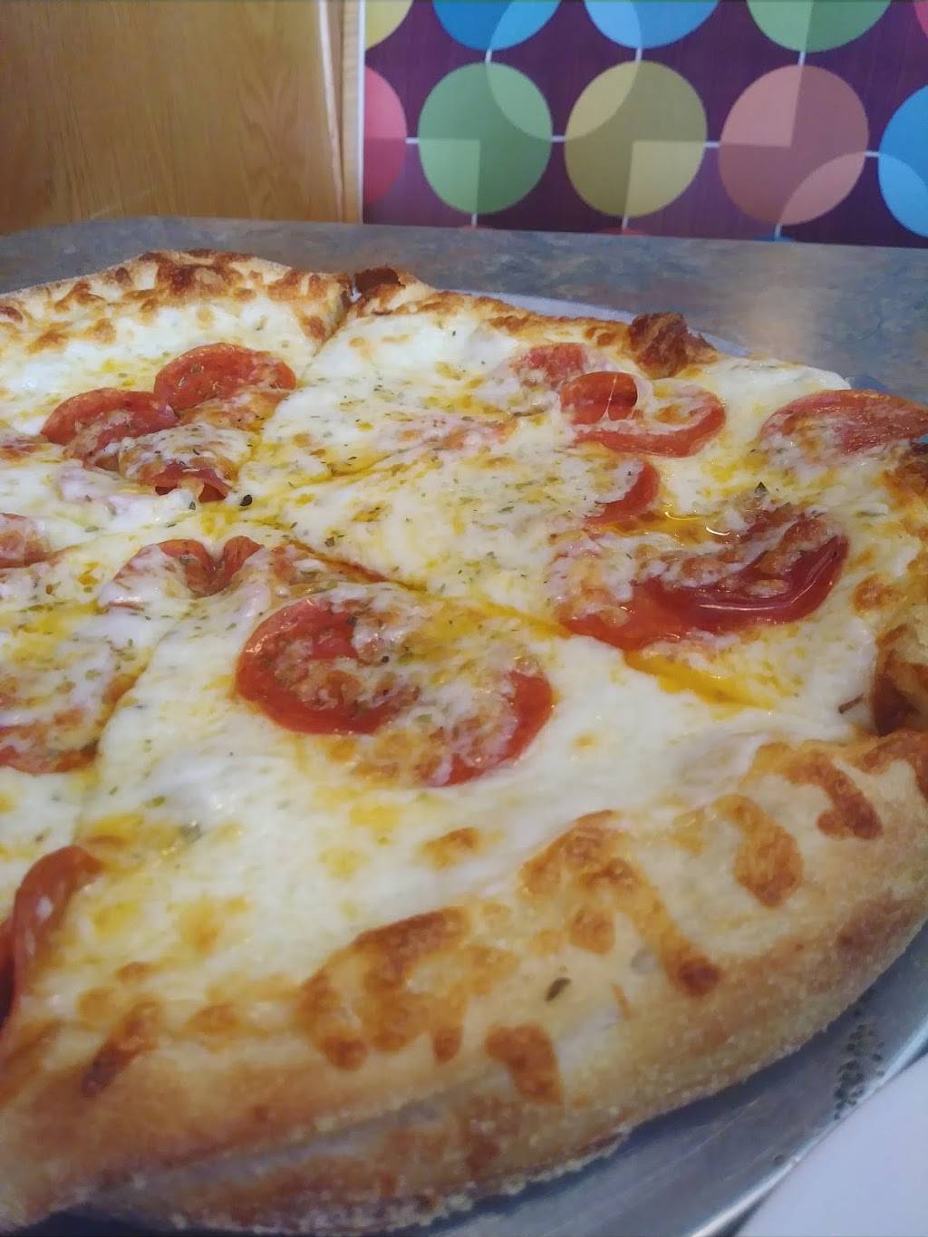 Dazzos Pizzeria | restaurant | 710 S Gay St, Knoxville, TN 37902, USA | 8655252105 OR +1 865-525-2105