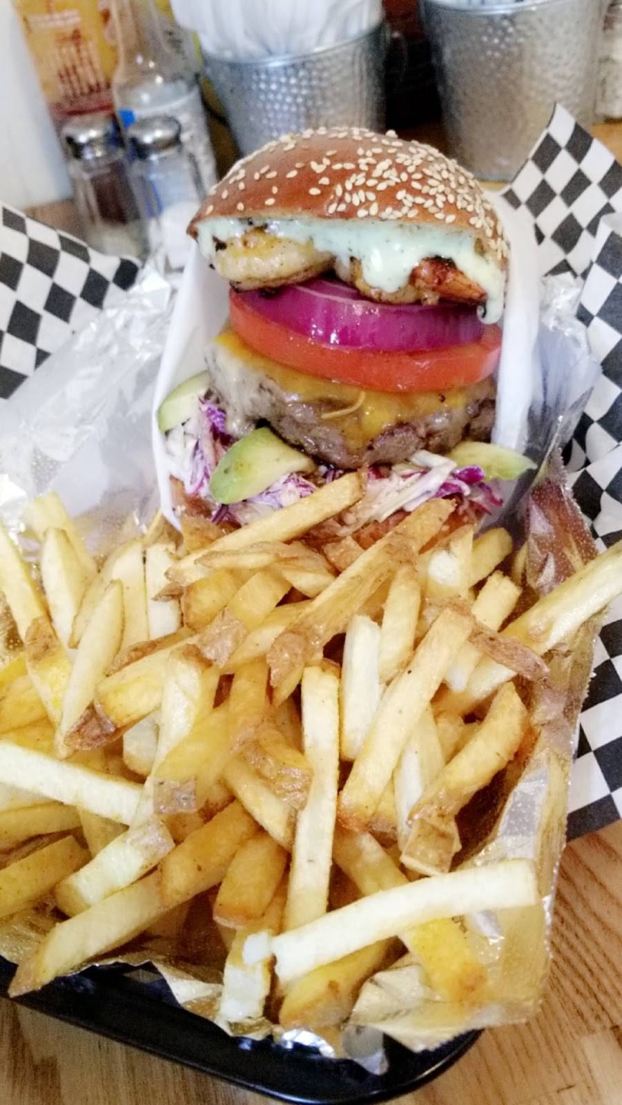 Hill Grill | restaurant | 1061 S Hill St, Los Angeles, CA 90015, USA | 2135365779 OR +1 213-536-5779