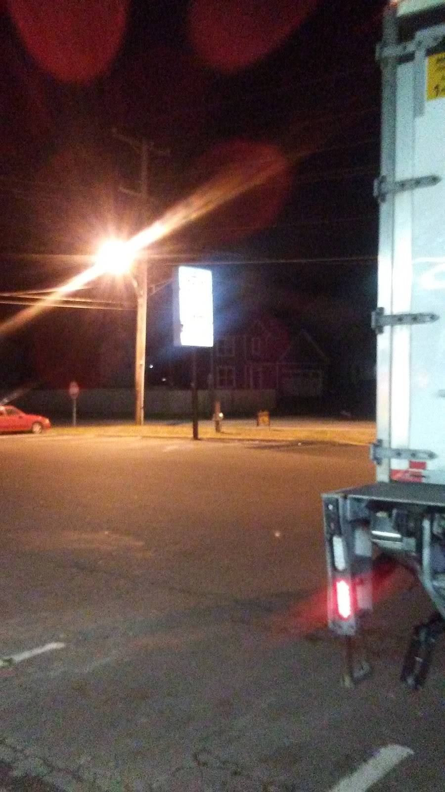 Sams market deli & grill | meal takeaway | 949 Central Ave, Edgewater, MD 21037, USA | 4107988001 OR +1 410-798-8001