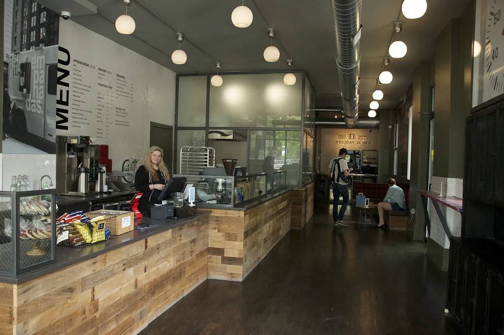 5411 Empanadas | Division | restaurant | 1659 W Division St, Chicago, IL 60622, USA | 7732273064 OR +1 773-227-3064