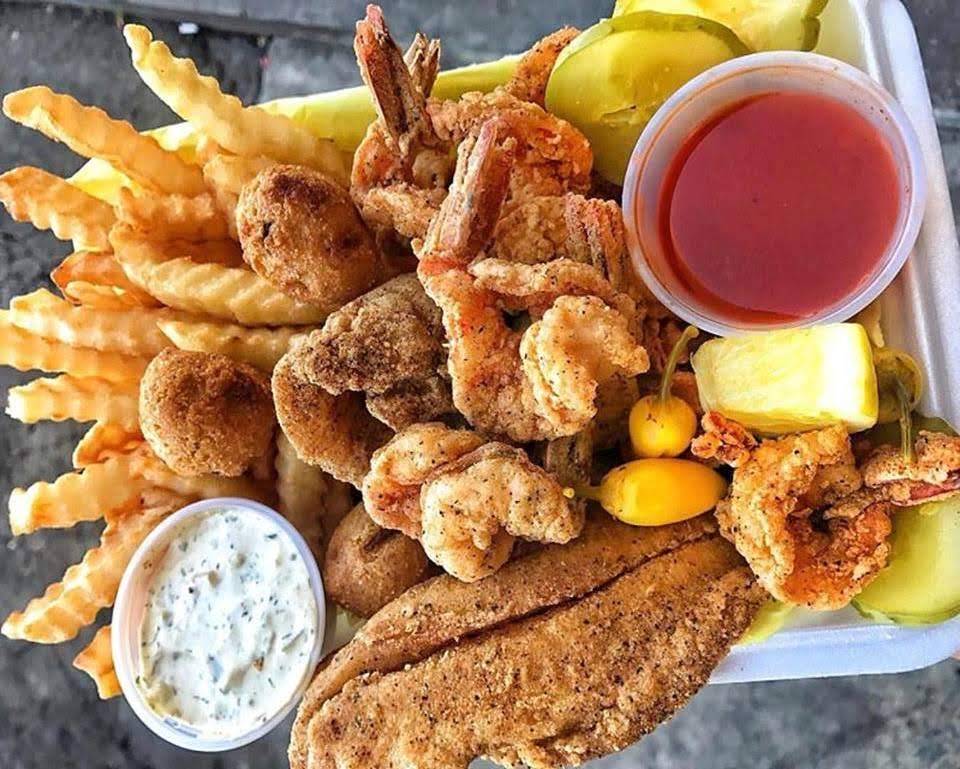 Fishbone Seafood Gardena Strawberry Square | restaurant | 1024 W Rosecrans Ave, Gardena, CA 90247, USA | 3238142400 OR +1 323-814-2400