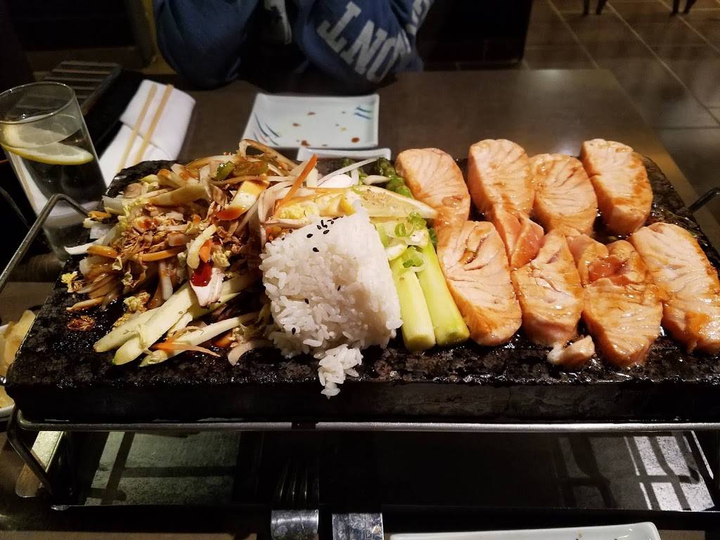 Oishii Too | restaurant | 365 Boston Post Rd, Sudbury, MA 01776, USA | 9784408300 OR +1 978-440-8300