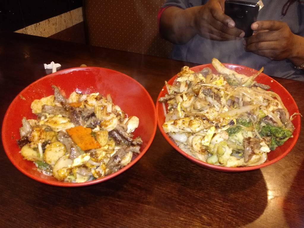 Hot Bowl | restaurant | 322 US-80, Clinton, MS 39056, USA | 6014884545 OR +1 601-488-4545