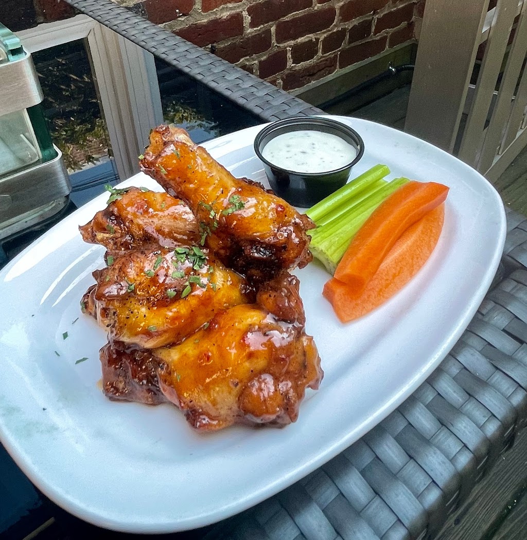 Lolas | restaurant | 711 8th St SE, Washington, DC 20003, USA | 2028473523 OR +1 202-847-3523